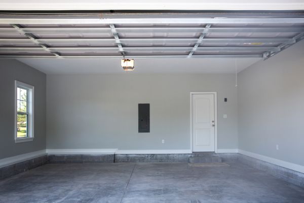 Garage Floor Installation in Navarre