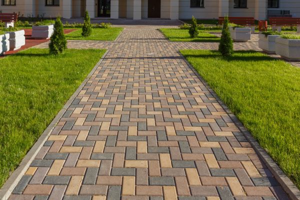 Paved Walkway Service in Navarre