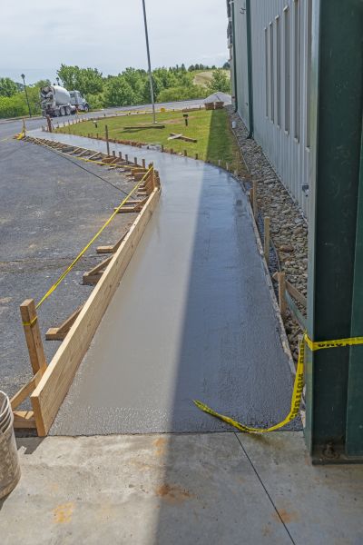 Concrete Sidewalk Paving in Navarre