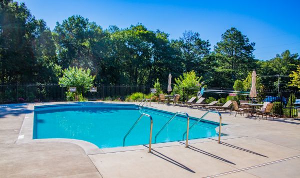 Cost of Pool Paving Installation in Navarre